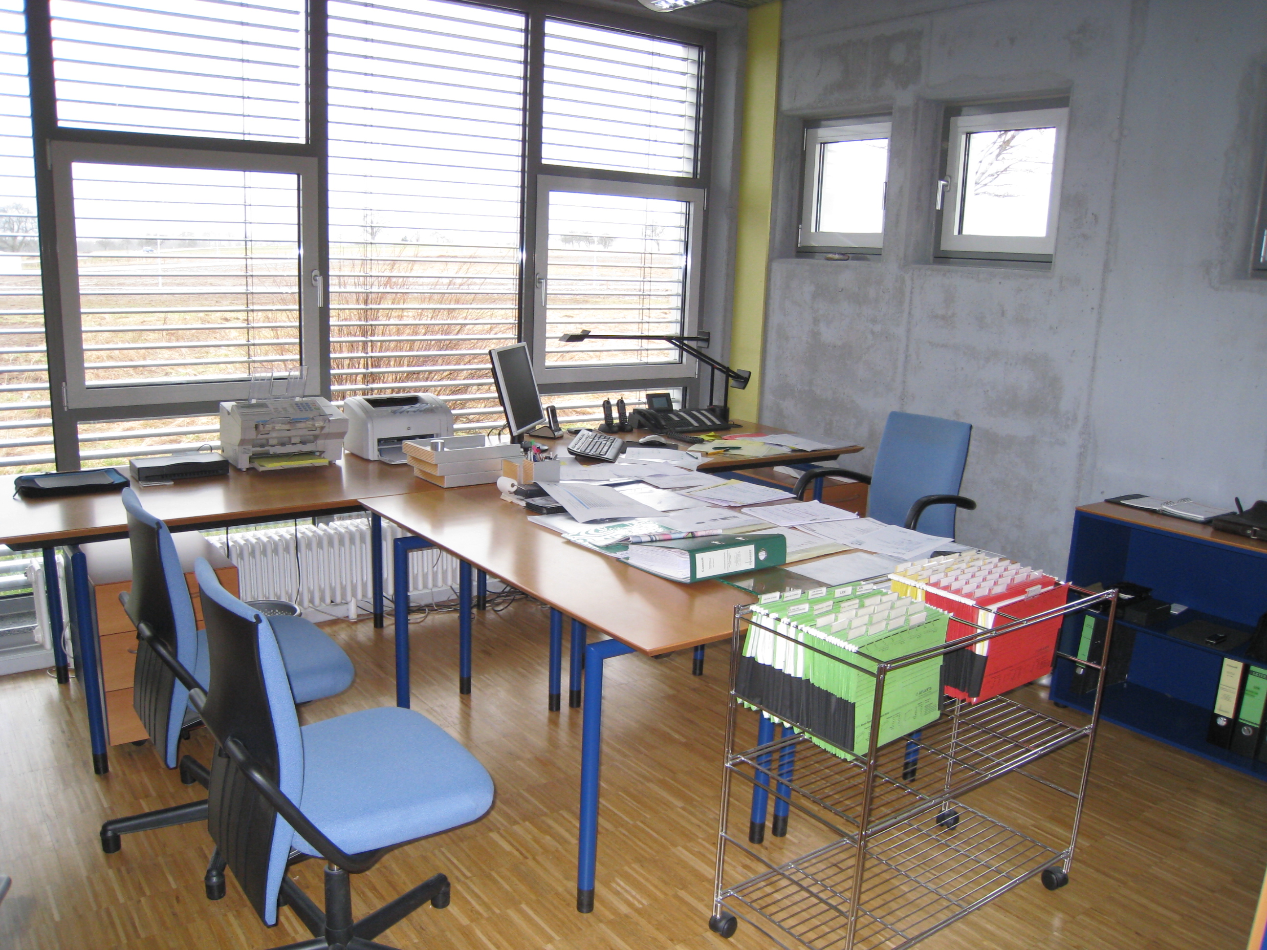 Modern office architecture